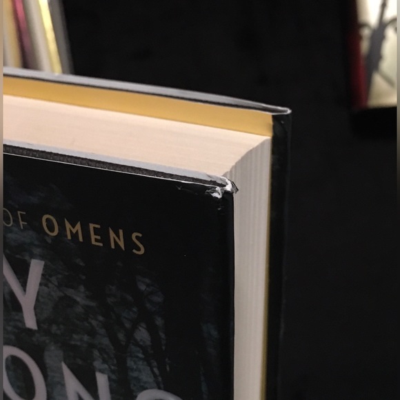 Cainsville Series Books 1 2 3 4 And 5 - By Kelley Armstrong - Hardcover - Picture 13 of 16